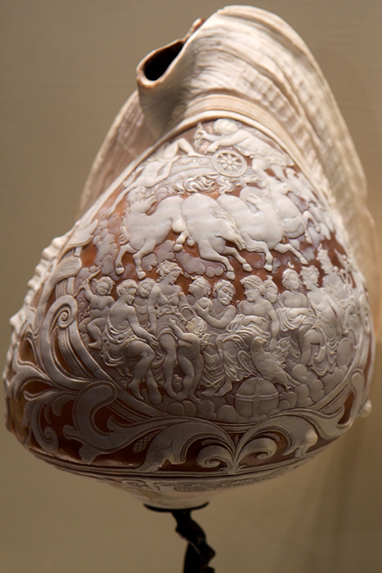 small-cameo-via-Flickr-Victor-Wong